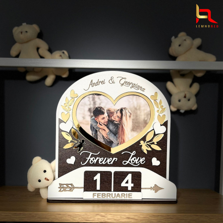 PRODUSUL LUNII - Ramă foto personalizată pentru cuplu – Forever Love