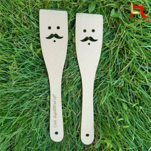 Tocatoare si ustensile - Spatula mustata personalizata S3