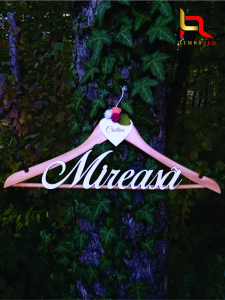Umerase "Mire & Mireasa" personalizate cu numele mirilor [1]