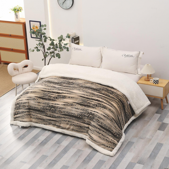 Patura Cocolino Pufoasa cu Blanita,pat dublu ,Maro,Animal print dungat -PE6 [1]