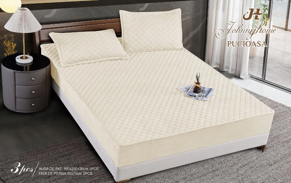 Huse Tip Topper 160x200 - Husa tip Topper cu elastic din catifea 160x200, crem cu romburi matlasate-TP7