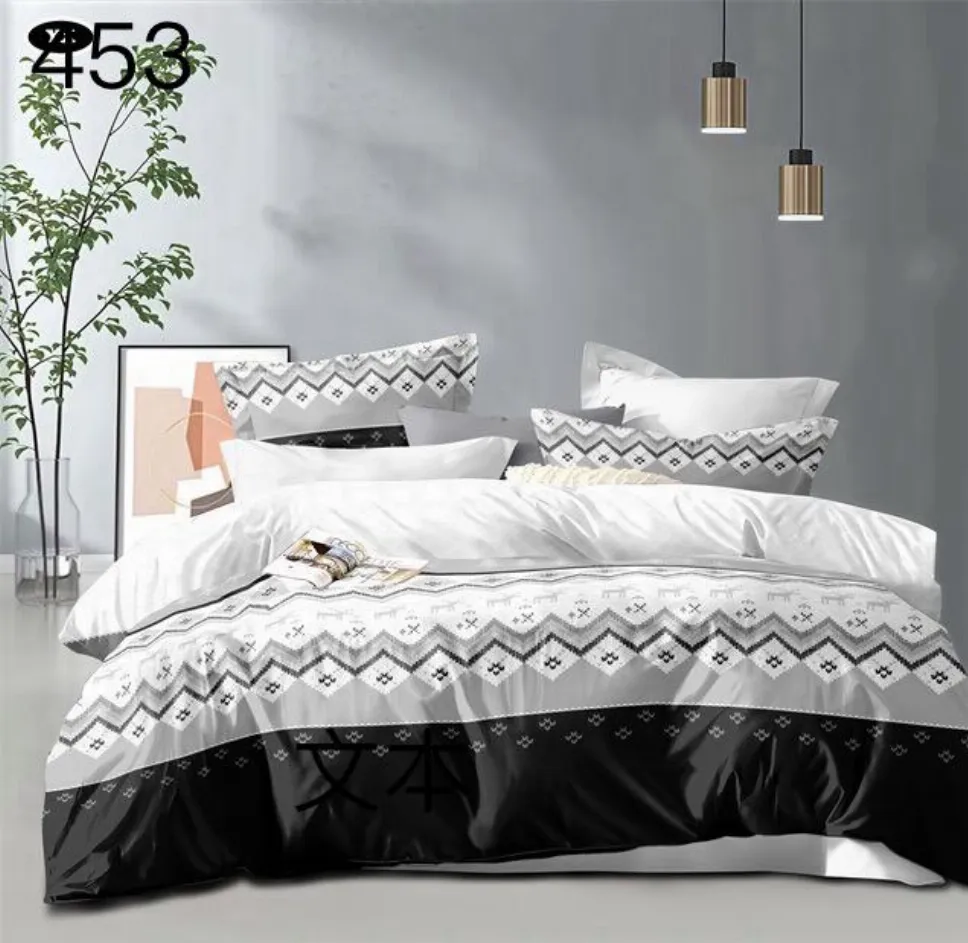 LENJERII DE PAT 1+1 GRATIS - Lenjerie de pat Finet 6 piese, gri cu romburi și linii-GR453
