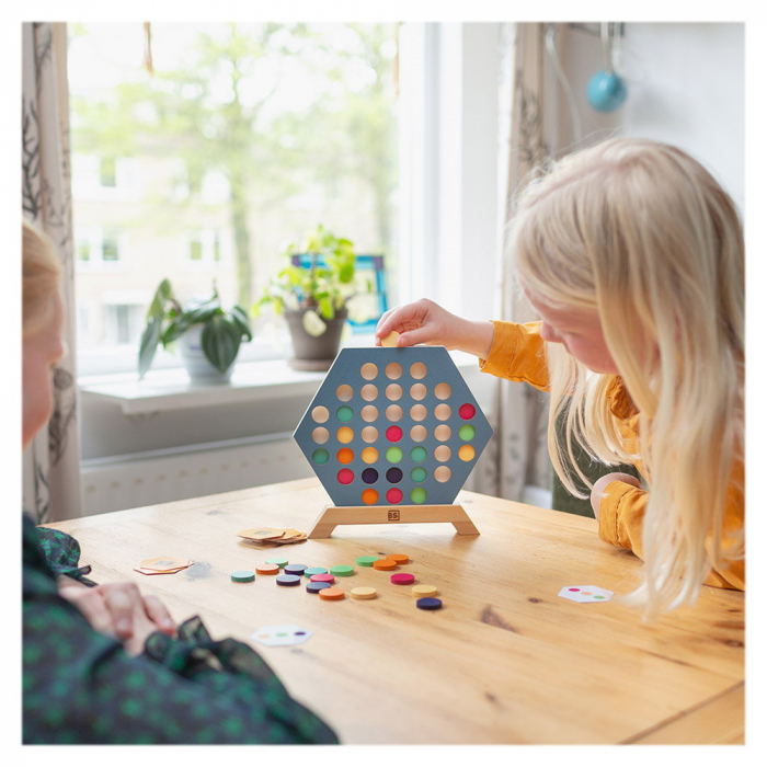 3 pe un rand, joc de strategie din lemn, BS Toys [3]