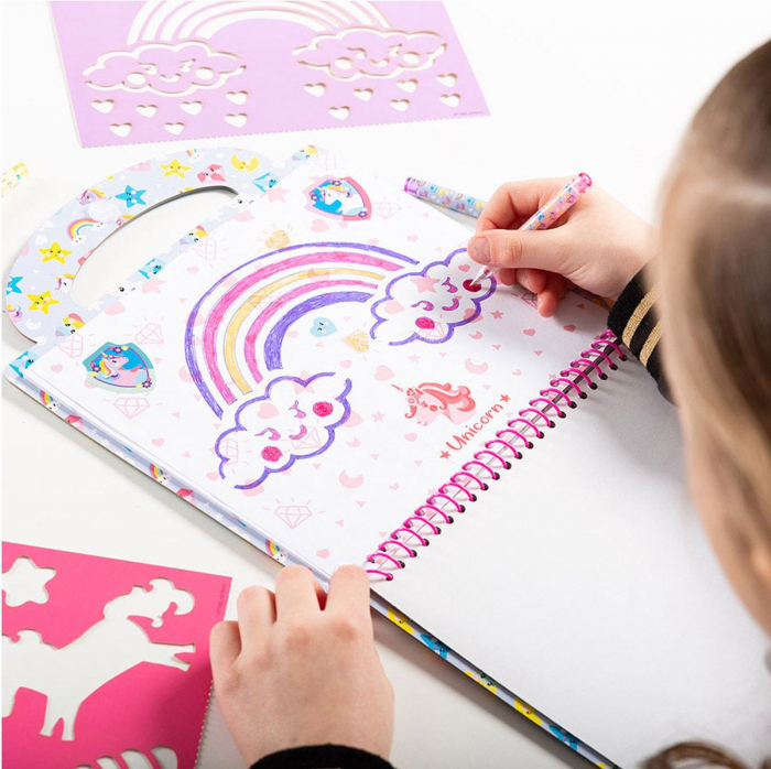 Carte cu activitati creative cu unicorni [2]