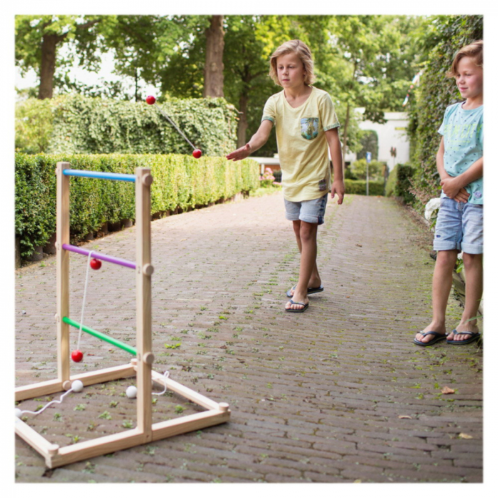Ladder game, joc de aruncare la tinta [2]
