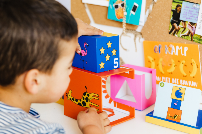 Peek a Zoo, Joc educativ de construit pentru 2 ani + [3]