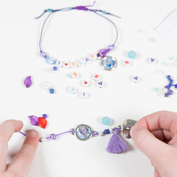 Set creativ DIY Bratari cu litere Disney Frozen [3]