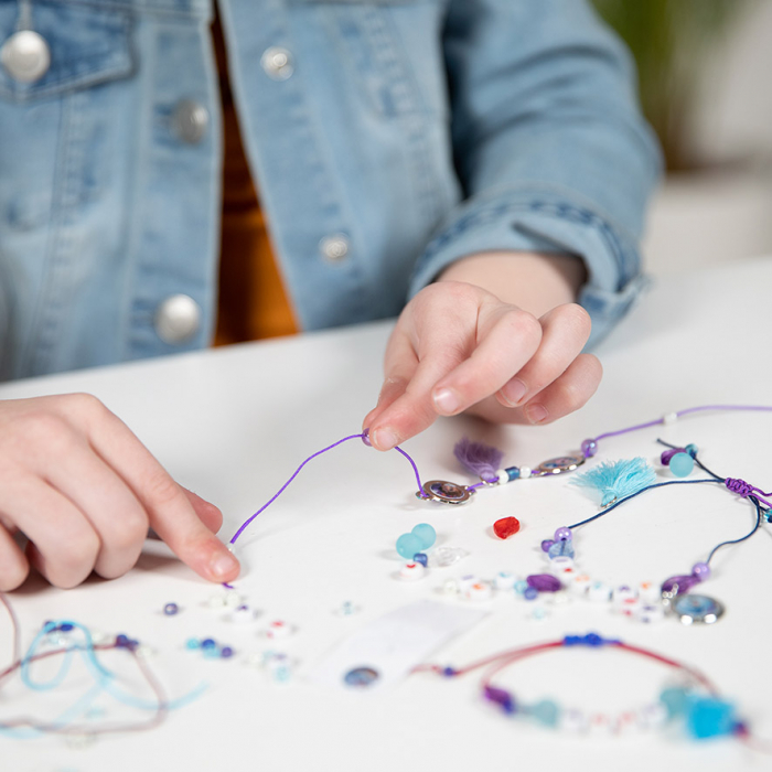 Set creativ DIY Bratari cu litere Disney Frozen [6]