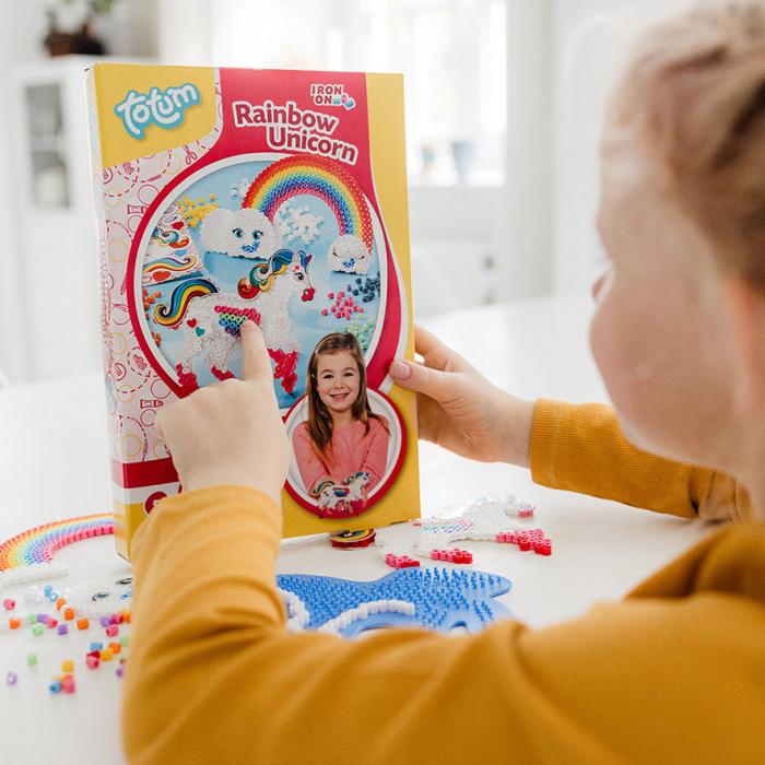 Set creativ DIY cu margele de calcat- Rainbow Unicorn [2]