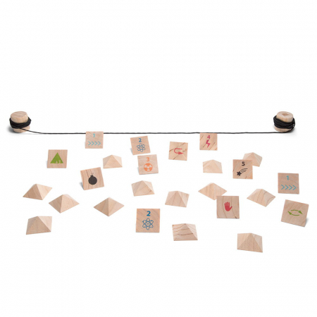 La perete stai!, joc de rapiditate cu jetoane [4]