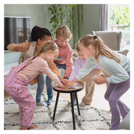 The Wiggle, joc de motricitate cu carduri [1]