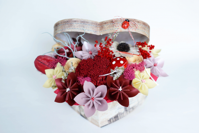 Cutie Inimă - Flori hârtie [1]