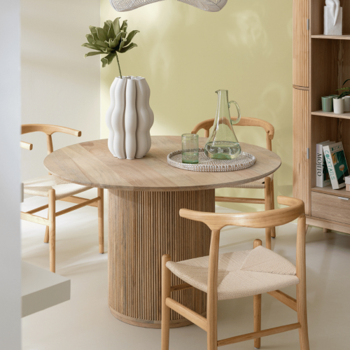 Mese dining