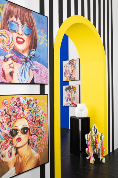 Decoratiune de perete, LIPS [1]