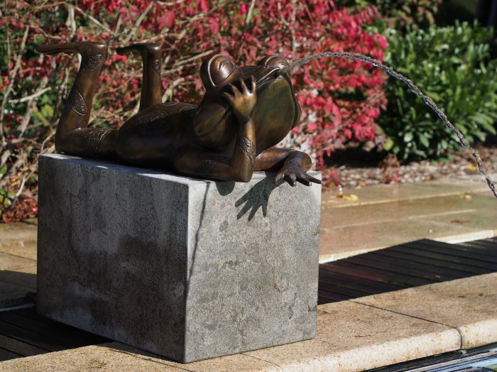 Fantana in forma de broasca mare, Bronz, 28 X 37 X 90 cm [3]
