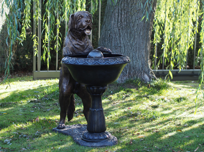 Statuie caine cate sta pe o fantana, Bronz, 115 X 60 X 100 cm [2]