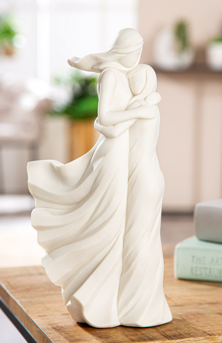 Figurină, Familie, Mama și fiica în vânt, Polirășină, albă, PU 2, L. 8,5 cm, L. 13 cm, H. 27 cm [5]