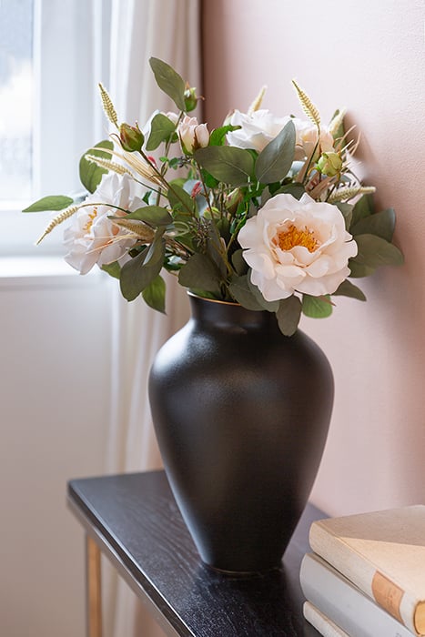 NIA buchet de flori, trandafiri albi h.60, d.40 cm Albi