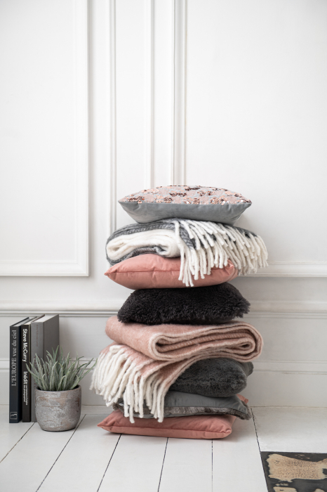 Perna, Textil, Gri, 43x42x10 [1]