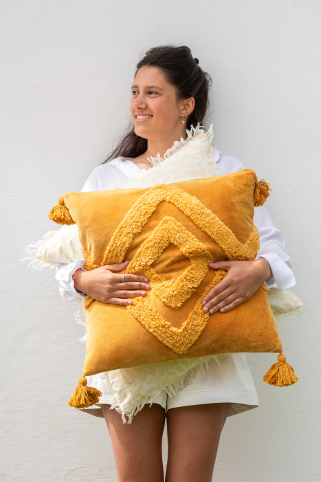 Perna, Textil, Ocru, 45x45x10 [1]