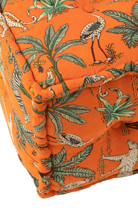 Puf, Exotic Animals [2]