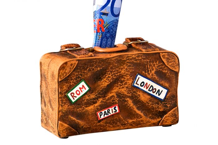 Pusculita Suitcase, ceramica, maro, 5x14x9 cm