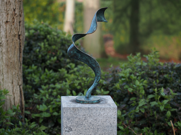 Sculptura abstracta, Bronz, 46 x 12 x 18 cm [2]