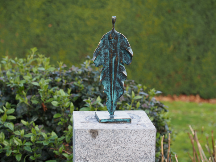 Sculptura frunza, Bronz, 35 x 11 x 14 cm [2]