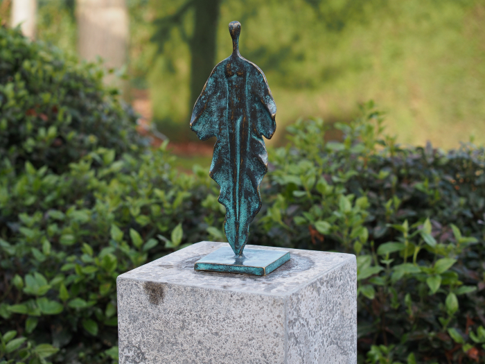 Sculptura frunza, Bronz, 35 x 11 x 14 cm [3]