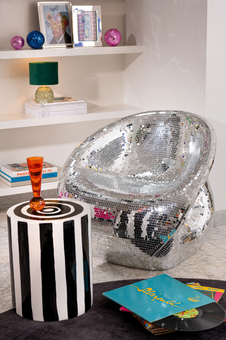 Set de 2 masute laterale cu dungi, negru/alb [1]