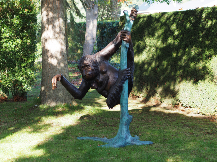 Statuie maimuta in copac, Bronz, 185 X 110 X 125 cm [2]