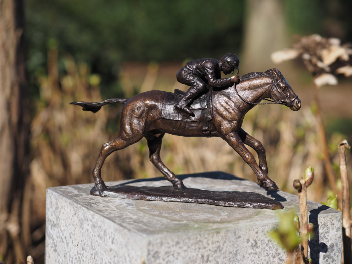 Statuie bronz, Jocheu pe cal (S) 17 x 7 x 28 cm [4]