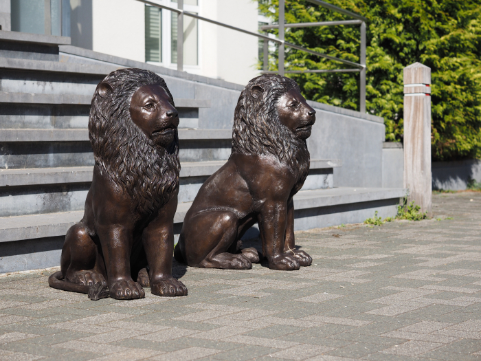 Statuie bronz, Leu șezând [5]