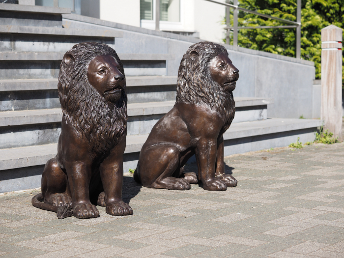 Statuie bronz, Leu șezând [4]