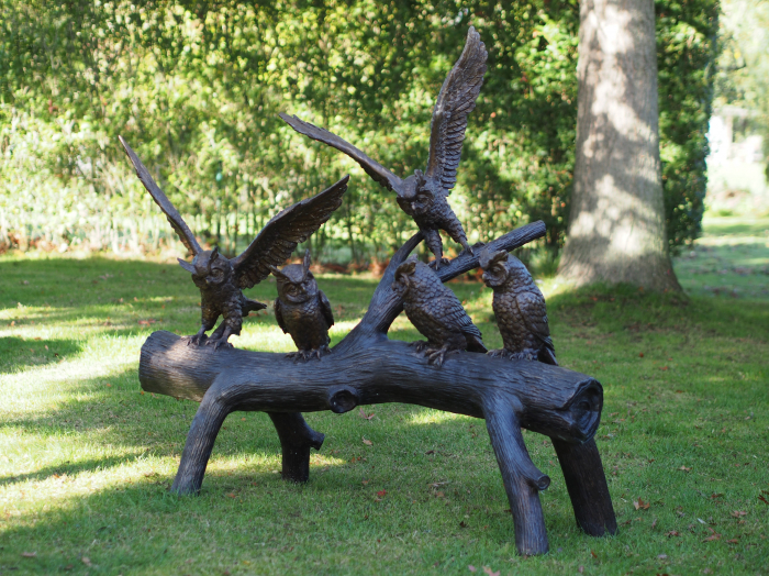 Statuie bufnita care sta pe o crenguta, Bronz, 140 X 50 X 150 cm [5]