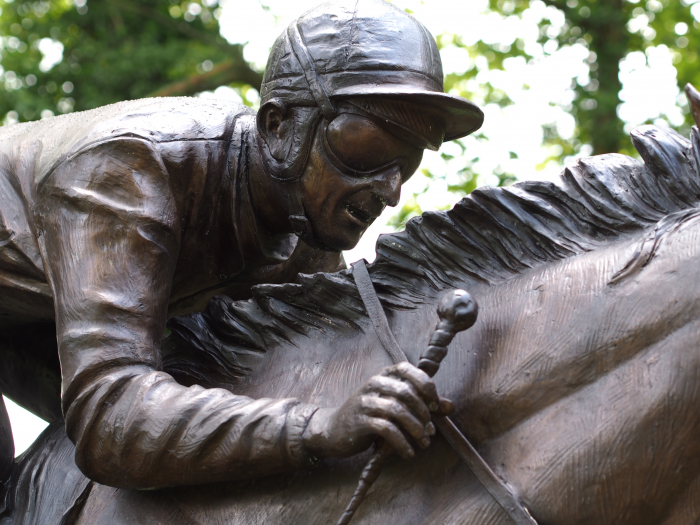 Statuie calaret pe cal, Bronz, 200 X 80 X 350 cm [6]