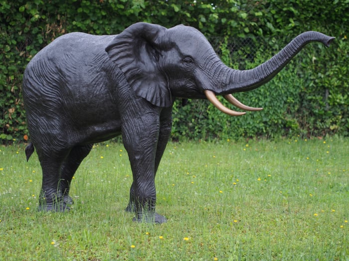 Statuie elefant larg, Bronz, 189 X 140 X 321 cm