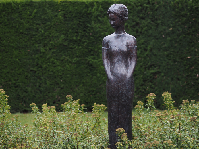 Statuie femeie moderna, Bronz, 167 X 30 X 37 cm [2]