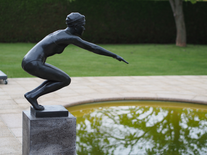 Statuie inotatoare, Bronz, 90 X 29 X 93 cm [3]