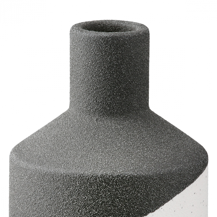 Vaza, Materia, Ceramica, neagra, PU 12, H. 10 cm, D. 7,8 cm [3]