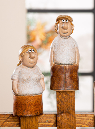 Decoratiuni - Figurina gard, „Frank & Franka”, motiv barbat, ceramica, maro, PU 4, 2 asortate, L. 6,5 cm, H 19 cm, A. 8 cm