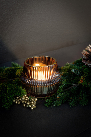 DECORATIUNI - FREYA, Suport de tea light, Sticlă,loare măslin, margine aurie, h. 7 cm, d. 9 cm