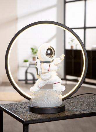 Lampă de masă (LED), Astronaut, Rășină sintetică, gri, negru, PU 1, L. 14 cm, l. 31 cm, H 34 cm [5]