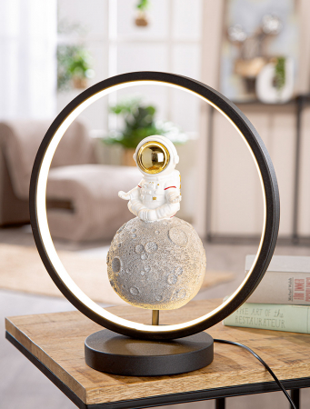 Lampă de masă (LED), rotundă, Juno, motiv Astronaut, Polyresin, negru, alb, PU 1, L. 15 cm, L. 30,5 cm, H. 33 cm [6]