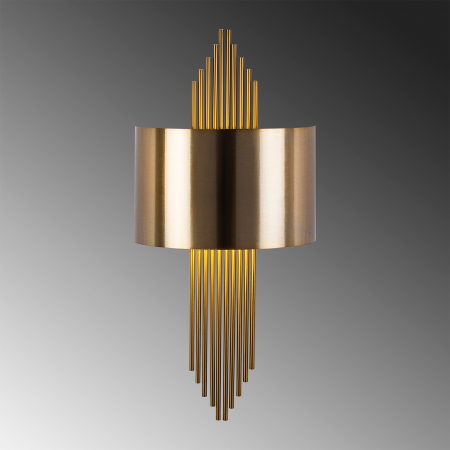 Lampa de perete [8]