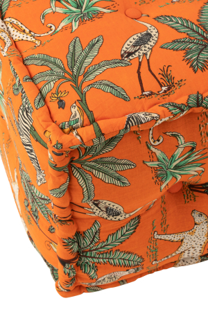 Puf, Exotic Animals [1]