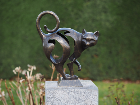 Figurine bronz - Sculptura moderna pisica, Bronz, 38 x 31 x 15 cm
