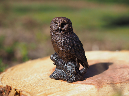 Statuie bronz, Bufniță pe un trunchi de copac 11 x 5 x 7 cm [3]