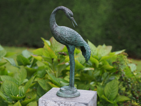 Figurine bronz - Statuie mica cranebird cu gatul indoit, Bronz, 47 x 13 x 23 cm