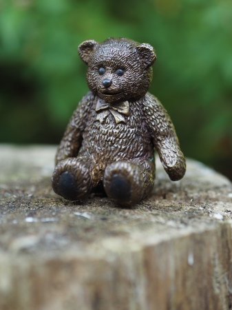 Figurine bronz - Statuie mica in forma de ursulet de plus, Bronz, 8 x 7 x 7 cm
